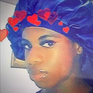 Meet your Posher, Derrick